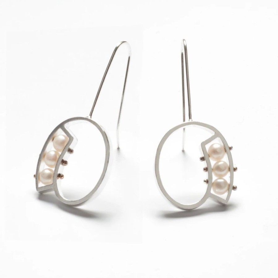 Glass & Jewelry The Glass Station Earrings | Vertical Swirls Earrings With 3 Fresh Water Pearls